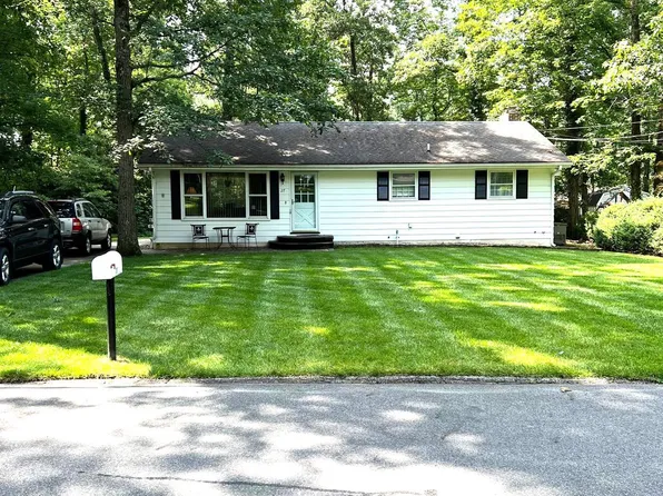 27 Dogwood Dr, Bridgeton, NJ 08302
