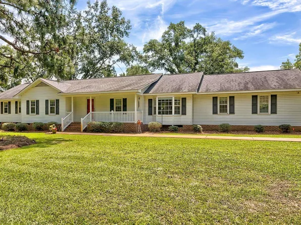 1415 Springvale Rd, Lugoff, SC 29078