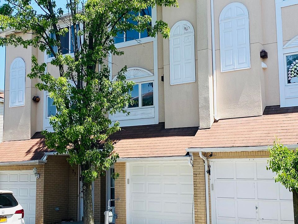 1st image of 79 Sandywood Ln