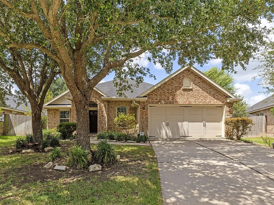 8022 Durham Run Ln