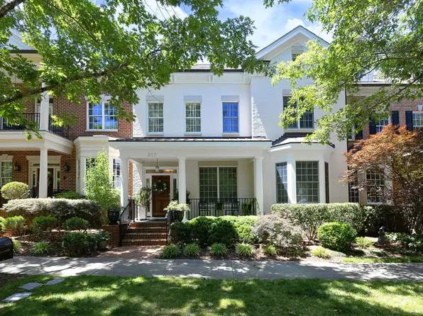 217 Oval Park Pl, Chapel Hill, NC 27517