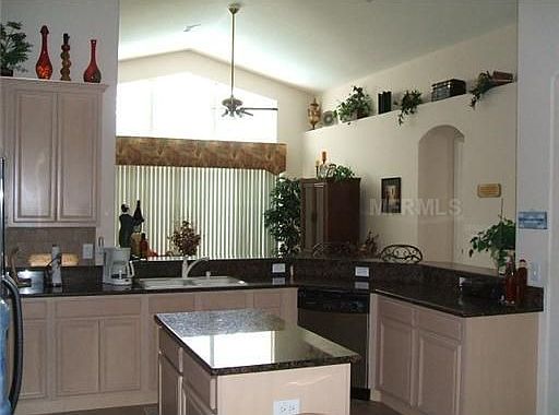 4th image of 10644 Deerberry Dr