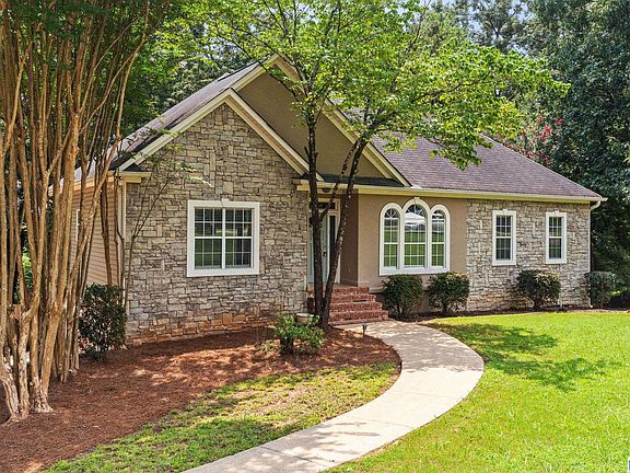 3rd image of 6413 Mountain Ridge Rd