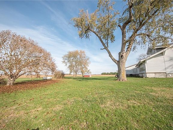 5th image of 46 E County Road 300 N