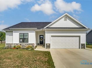 9275 Shaffer St, Findlay, OH 45840