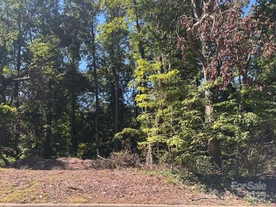 1550 & 1560 9th Street Ln NW, Hickory, NC, 28601