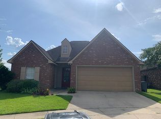 18567 Doc Olena Dr, Baton Rouge, LA 70817