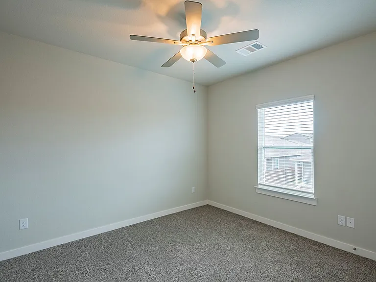 644 Wheatfield Dr — Photo 18