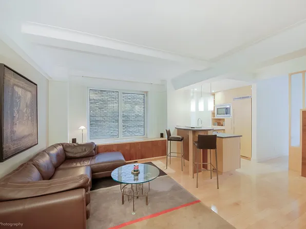 227 East 57th Street image 5 of 13