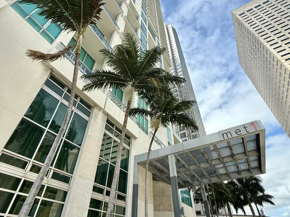 300 S Biscayne Boulevard #T-2209, Miami, FL 33131