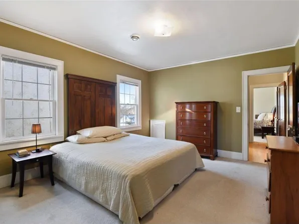 2254 Arthur St NE #2, Minneapolis, MN 55418