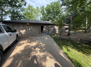 8733 S James Rd, Baldwin, MI 49304