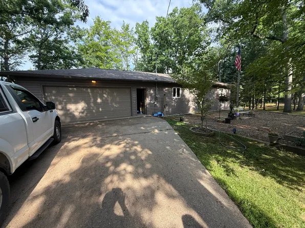 8733 S James Rd, Baldwin, MI 49304