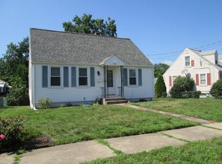 20 Parkin St, Springfield, MA 01104