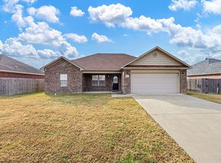 916 S Quincy Cv, Russellville, AR 72802