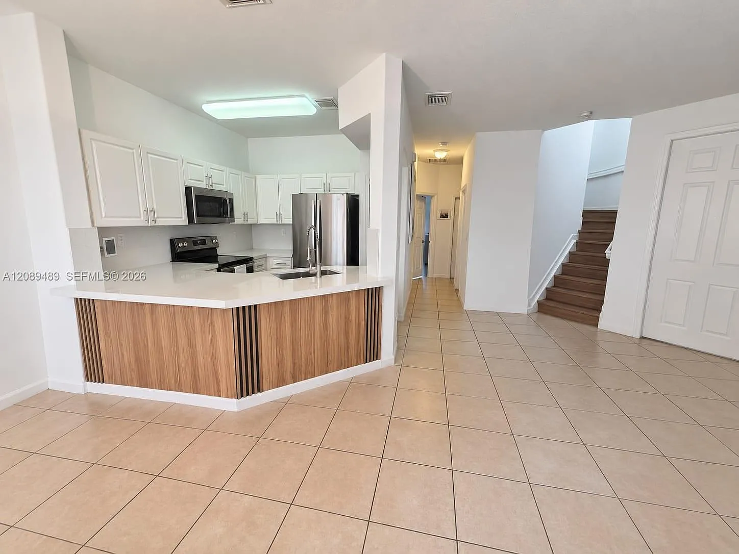 Doral Isles North Sec Two — Photo 2