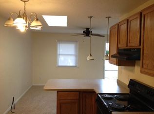 255 Brewster Dr, Fayetteville, NC 28303