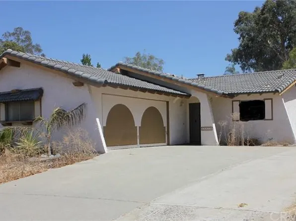 29656 Longhorn Dr, Canyon Lake, CA 92587