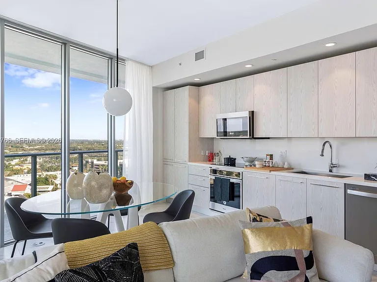 2000 Metropica Way #1810 — Photo 4