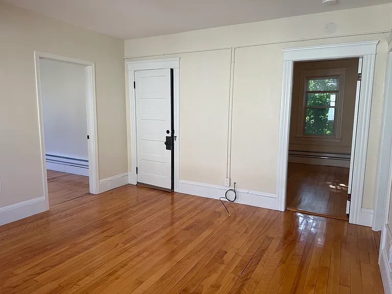 95 Courtland St #2 — Photo 10