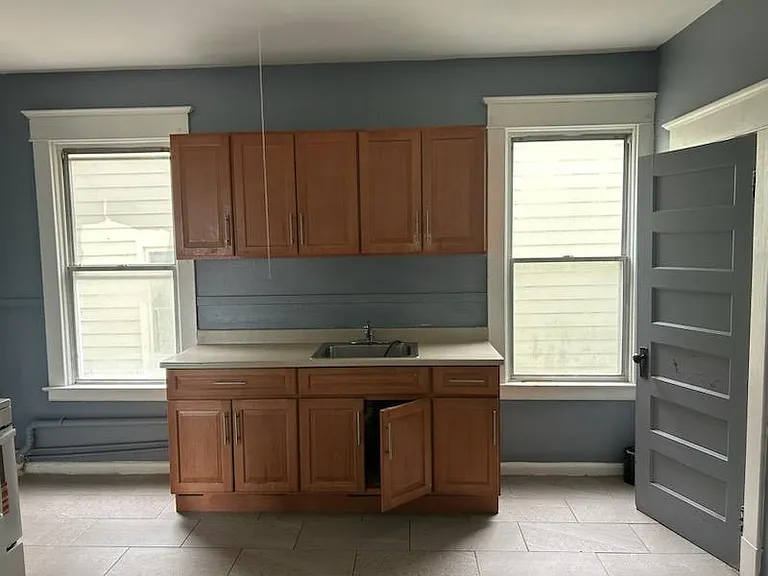 254 Sheridan Ave #2 — Photo 5