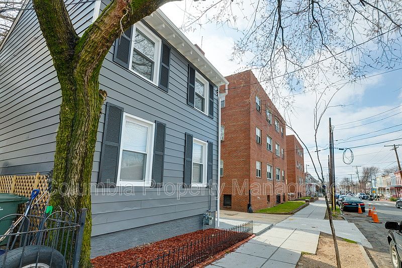 1313 U St SE, Washington, DC 20020 Zillow