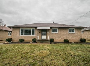 4821 Bentwood Dr, Brooklyn, OH