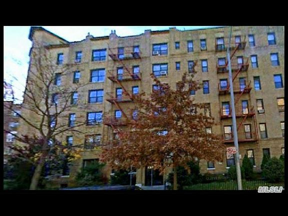 2nd image of 8374 Talbot St #4