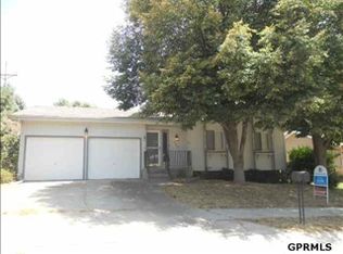 6343 N 115th Avenue Cir, Omaha, NE 68164