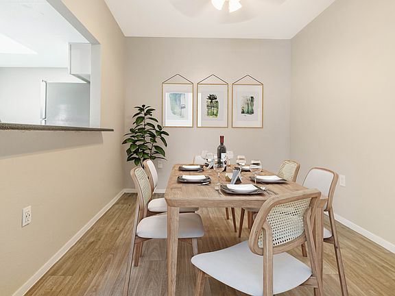 4th image of 501 E Lake Mead Pkwy #1423