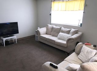 422 Bowery St APT 1, Iowa City, IA 52240