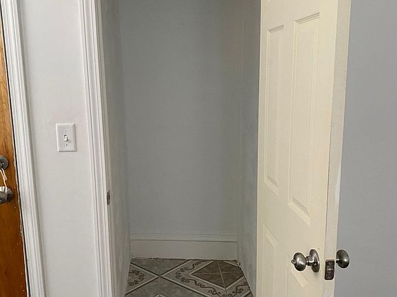 3rd image of 114 Ford St APT 1