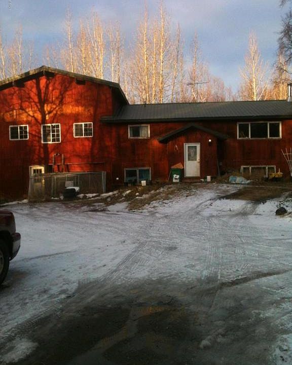 2nd image of 4564 N Heaton Rd