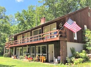 170 Stevenstown Rd, Deep River, CT 06417