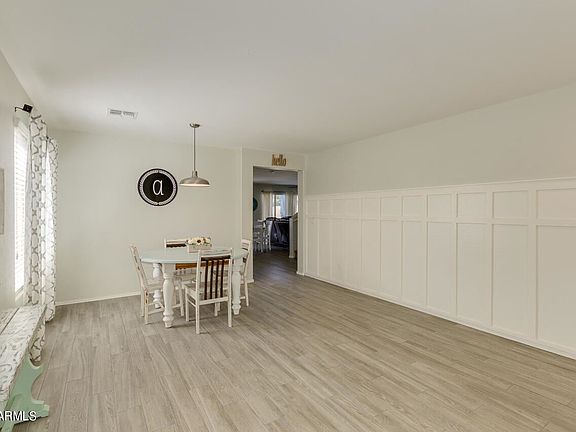 4th image of 2176 E Hazeltine Way