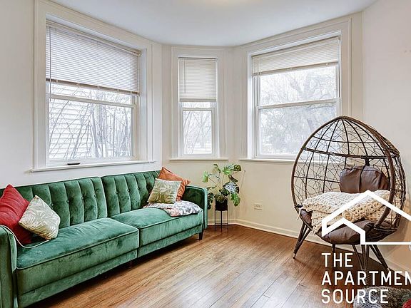 5th image of 2722 W Logan Blvd #1G