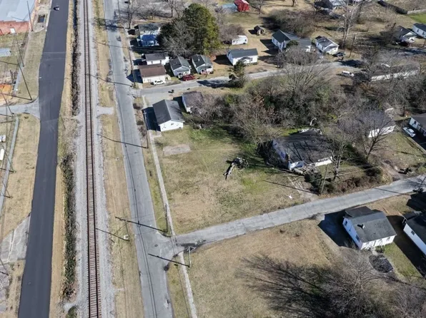 Off Of Ctr, Mount Olive, NC 28365