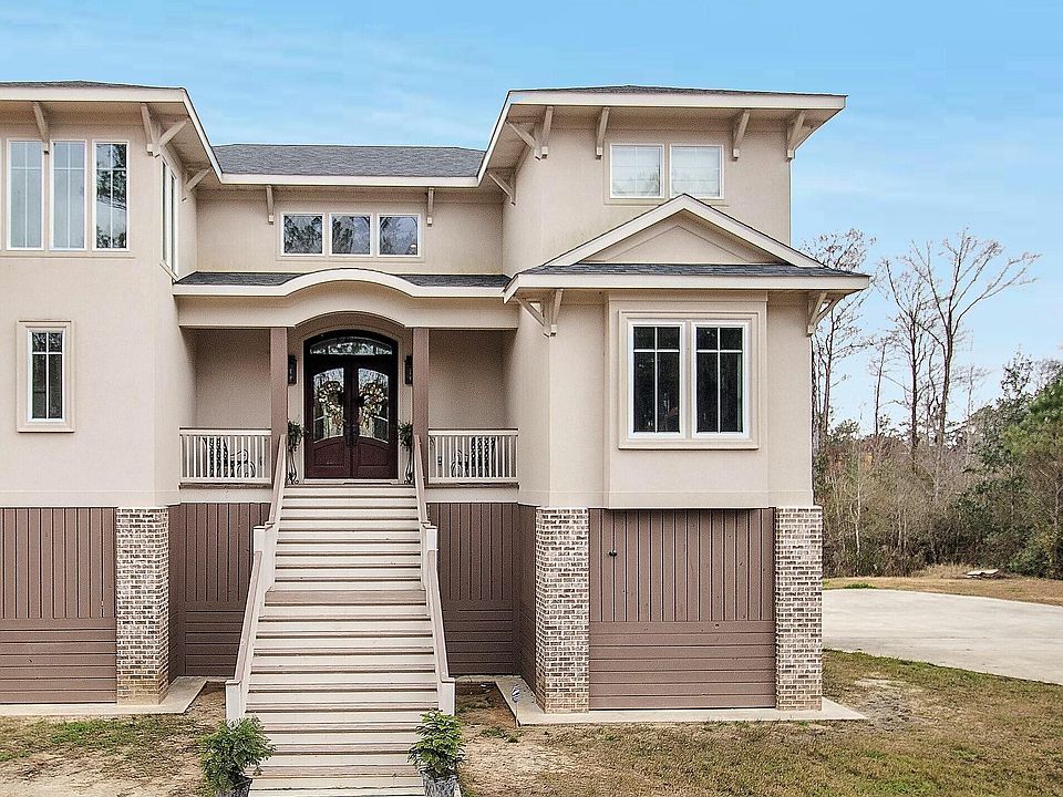 1st image of 12755 Woodland Cir