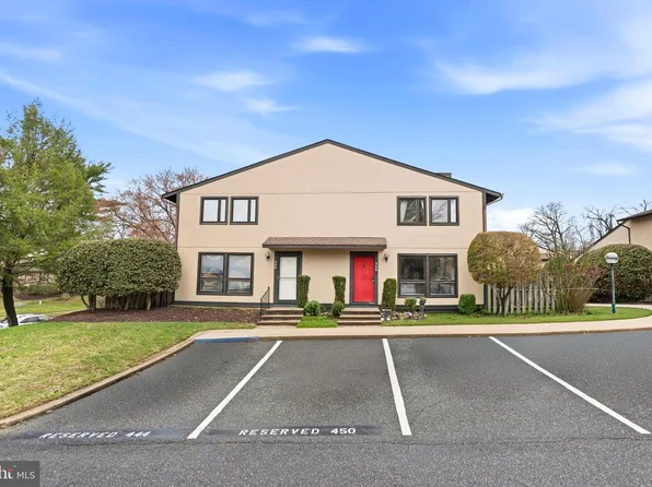 450 West Ct #14I, Glen Burnie, MD 21061