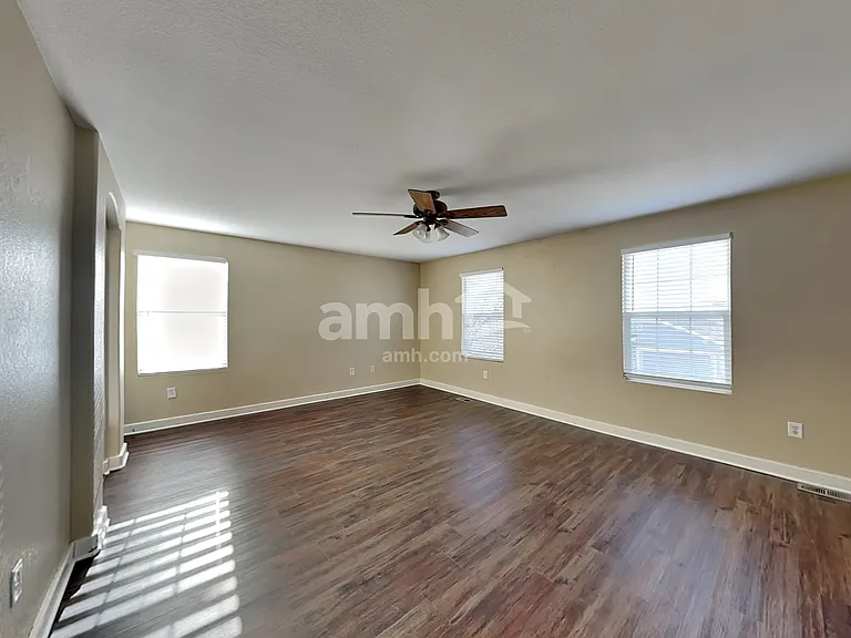 6625 Fonder Dr — Photo 11
