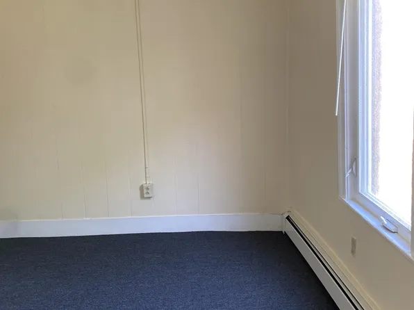 70 Union St #A, Winooski, VT 05404