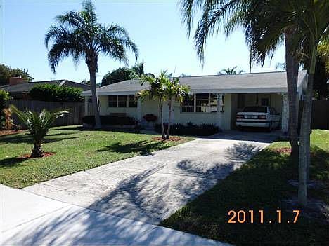 1st image of 179 Harvard Dr