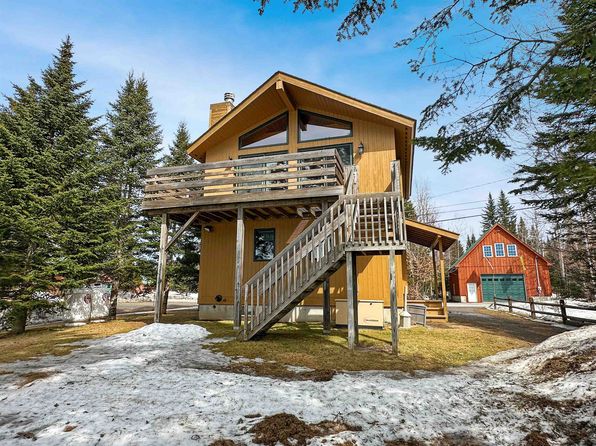 521 Beach Road, Pittsburg, NH 03592