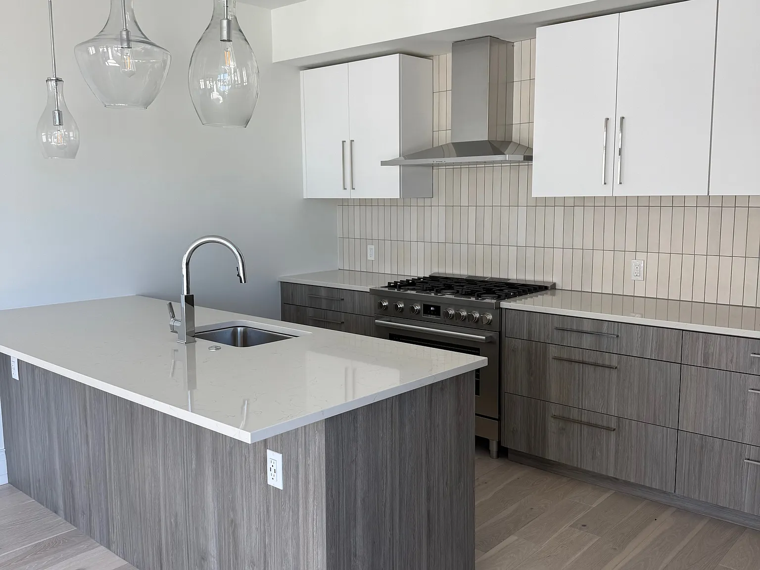 315 N Tracy Ave — Photo 4