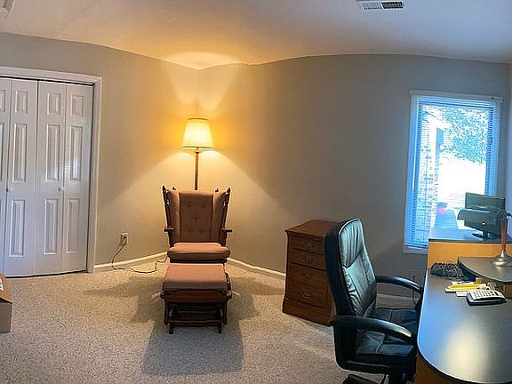3rd bedroom or office space