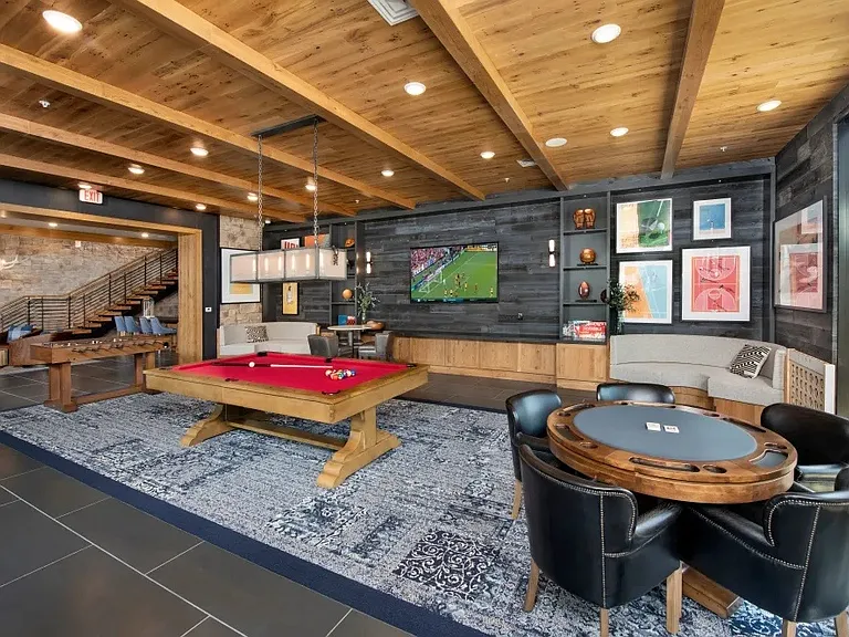 Timberline View — Photo 22