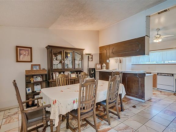 5th image of 7824 Tujunga Ave