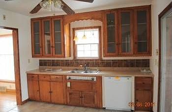 5th image of 2024 Upton Ave N