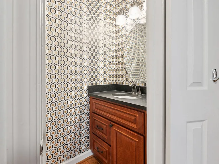 7401 Willshire Hunt Ct — Photo 17