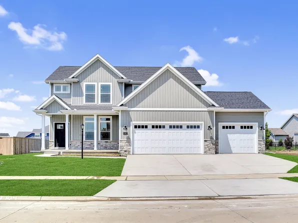 1803 Littlefield Ln, Mahomet, IL 61853